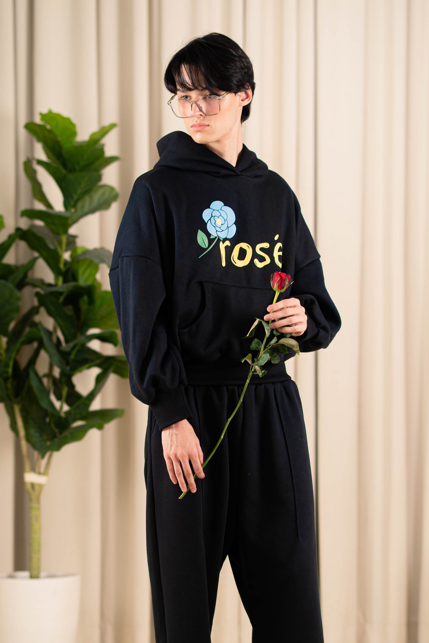 ROSÉ Hoodie - Black